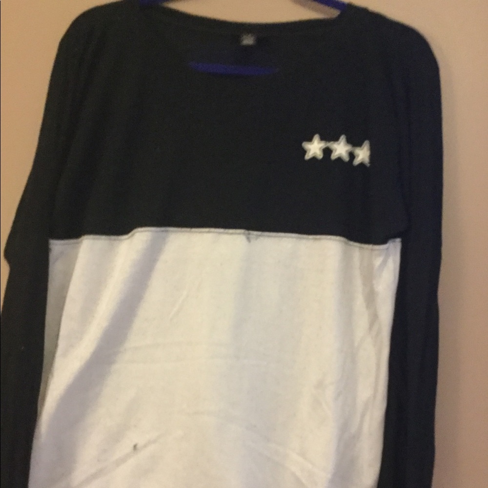 Black and gray three star Brooklynn long sleeve